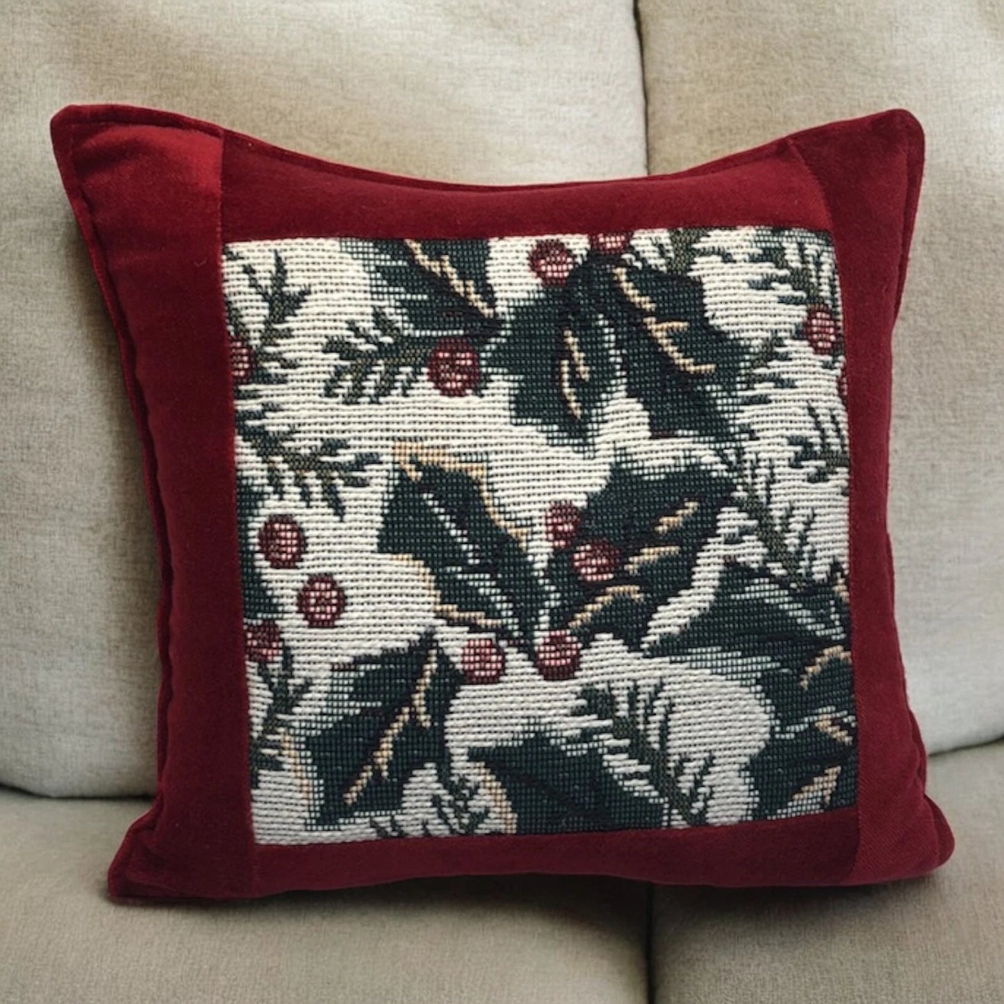 Holly Balsam Filled 7″ x 7″ Pillow with Red Velveteen Back – Holiday Décor