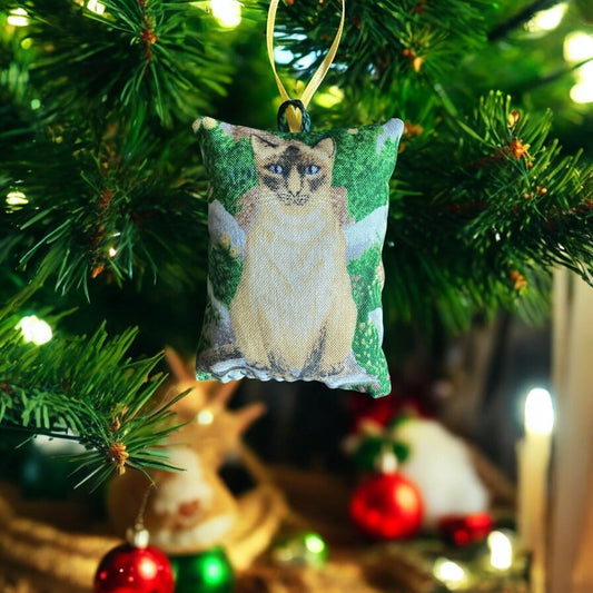 Natural Balsam-Filled Hanging Pomander with Cute Cat Design