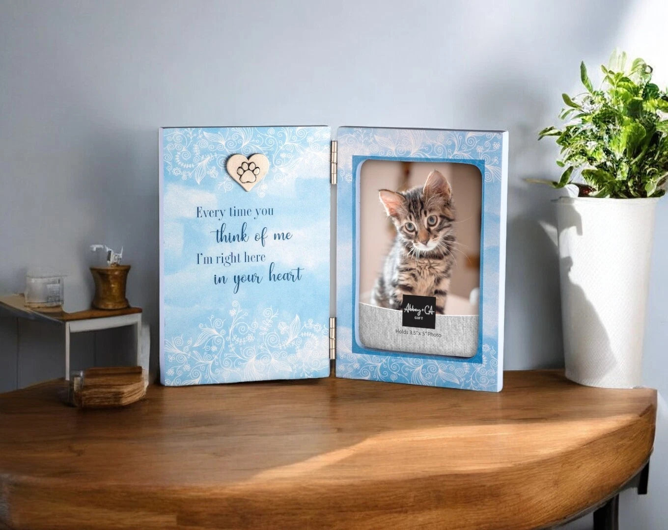 Rainbow Bridge Pet Memorial Photo Frame for Cats, Bereavement Sympathy Gift